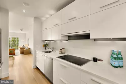 1638 Beekman Place NW #B, Washington, DC 20009 - Photo 5