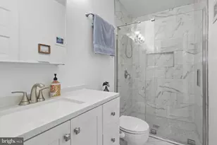 1813 Bay St SE, Washington, DC 20003 - Photo 15