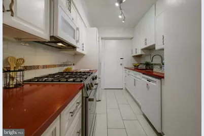 5410 Connecticut Avenue NW #905, Washington, DC 20015 - Photo 7