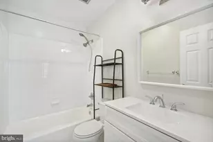 3231 Sutton Pl NW, Washington, DC 20016 - Photo 13