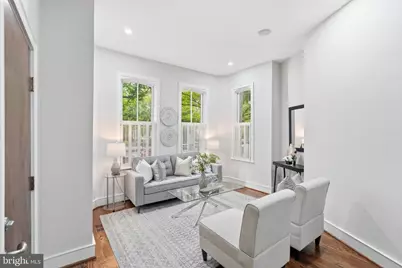 631 North Carolina Avenue SE #1, Washington, DC 20003 - Photo 3