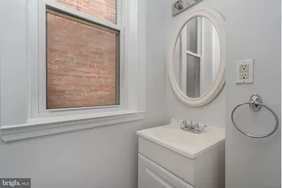 13 S St NW, Washington, DC 20001 - Photo 23