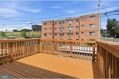1724 Capitol NE, Washington, DC 20002 - Photo 27