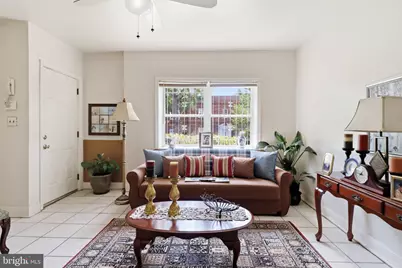 1724 Capitol NE, Washington, DC 20002 - Photo 5