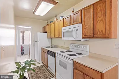 1724 Capitol NE, Washington, DC 20002 - Photo 15