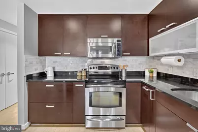 1010 Massachusetts Avenue NW #602, Washington, DC 20001 - Photo 9