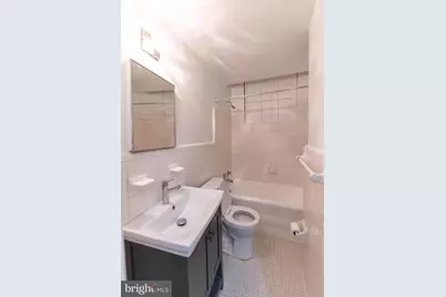 2032 Belmont Road NW #221, Washington, DC 20009 - Photo 15