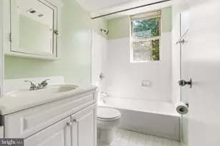 1615 Kenyon St NW, Washington, DC 20010 - Photo 9