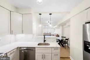 1715 15th NW, Washington, DC 20009 - Photo 3