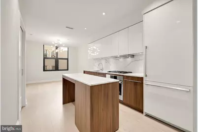 1427 Rhode Island Avenue NW #402, Washington, DC 20005 - Photo 3