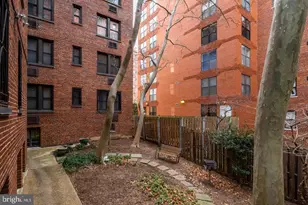 1010 25th St NW, Washington, DC 20037 - Photo 43