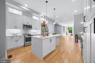 1329 Irving St NW, Washington, DC 20010 - Photo 9