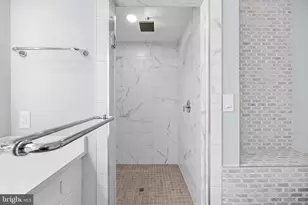 1329 Irving St NW, Washington, DC 20010 - Photo 31