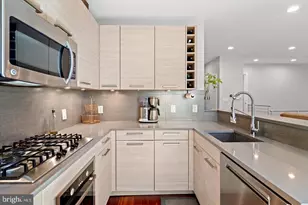 1436 Ogden St NW, Washington, DC 20010 - Photo 3