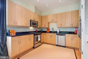 675 E St NW, Washington, DC 20004 - Photo 9