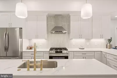 702 Randolph Street NW #1, Washington, DC 20011 - Photo 9