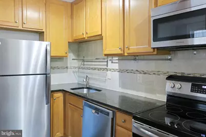 1815 A Street SE #101, Washington, DC 20003 - Photo 3