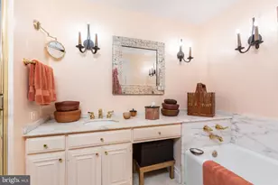 2700 Virginia Ave NW, Washington, DC 20037 - Photo 15