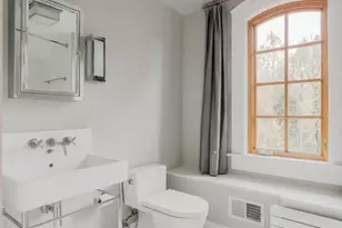 5521 Potomac Ave NW, Washington, DC 20016 - Photo 29