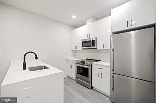 824 18th St NE, Washington, DC 20002 - Photo 5