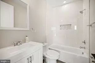 824 18th St NE, Washington, DC 20002 - Photo 5