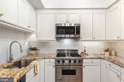 1155 23rd Street NW #8H, Washington, DC 20037 - Photo 5