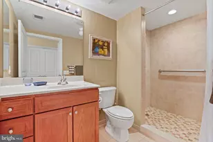 631 D Street NW, Washington, DC 20004 - Photo 25