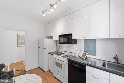 3100 Connecticut Avenue NW #339, Washington, DC 20008 - Photo 9