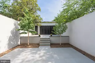 639 E St SE, Washington, DC 20003 - Photo 43