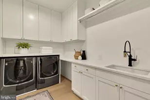 639 E St SE, Washington, DC 20003 - Photo 31