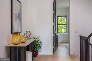 639 E St SE, Washington, DC 20003 - Photo 27