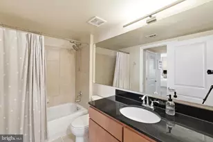 915 E E Street NW, Washington, DC 20004 - Photo 13