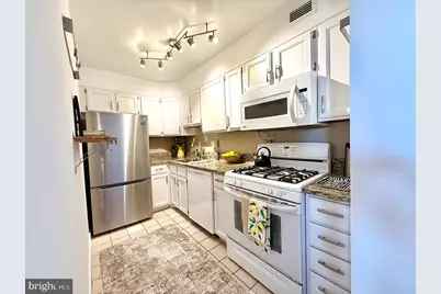 1245 4th Street SW #E800, Washington, DC 20024 - Photo 9
