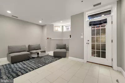 1135 6th Street NW #1, Washington, DC 20001 - Photo 5