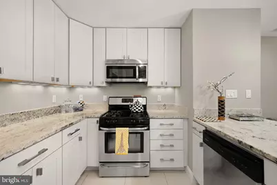 1135 6th Street NW #1, Washington, DC 20001 - Photo 17