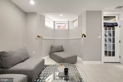 1135 6th Street NW #1, Washington, DC 20001 - Photo 7