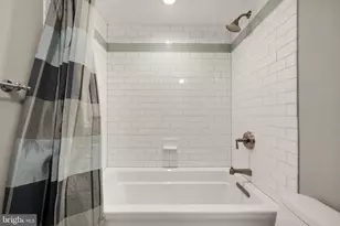 1135 6th St NW, Washington, DC 20001 - Photo 25