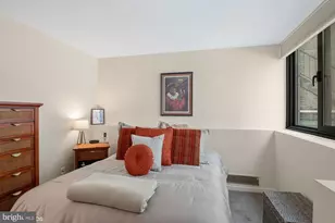 274 M St SW, Washington, DC 20024 - Photo 15
