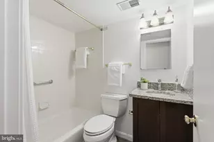 2737 Devonshire Pl NW, Washington, DC 20008 - Photo 13