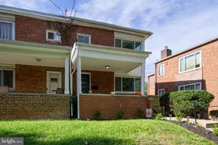 207 Hawaii Ave NE, Washington, DC 20011 - Photo 3