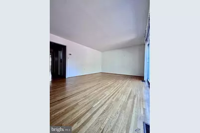 719 6th Street SW, Washington, DC 20024 - Photo 11