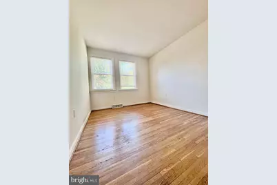 719 6th Street SW, Washington, DC 20024 - Photo 17