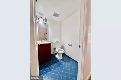719 6th Street SW, Washington, DC 20024 - Photo 7