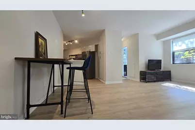 1801 Clydesdale Place NW #201, Washington, DC 20009 - Photo 3