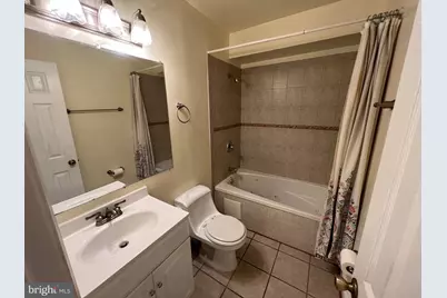 1819 D Street NE, Washington, DC 20002 - Photo 11