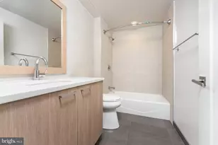 525 Water Street SW, Washington, DC 20024 - Photo 27