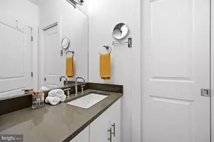 1478 Harvard St NW, Washington, DC 20009 - Photo 17