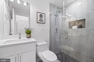 1650 Columbia Rd NW, Washington, DC 20009 - Photo 19