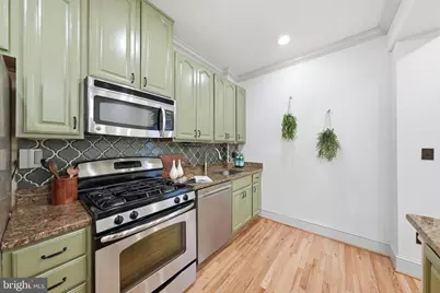 8 Adams Street NW, Washington, DC 20001 - Photo 17