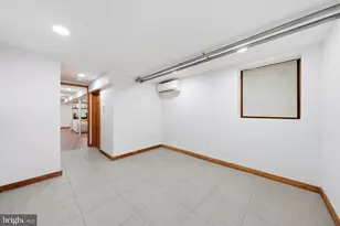 2204 Flagler Pl NW, Washington, DC 20001 - Photo 31